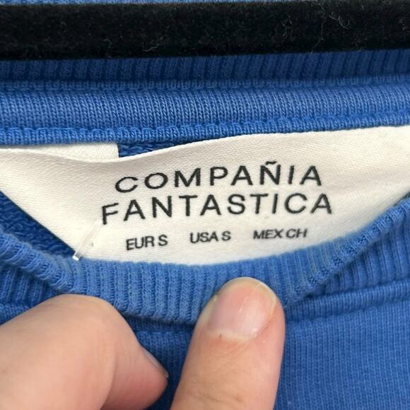 Compania Fantastica Blue Fleece Sweatshirt with Flower Graphic Womens Small - Picture 3 of 7